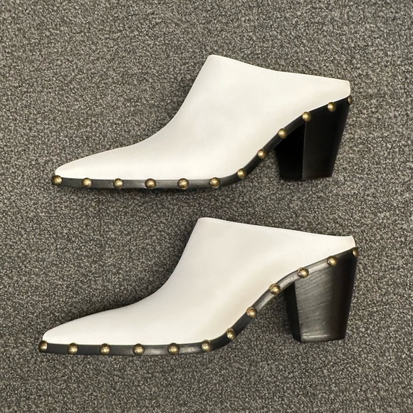 Ilio Smeraldo x Grece Ghanem Western Mule in White - Picture 3 of 11